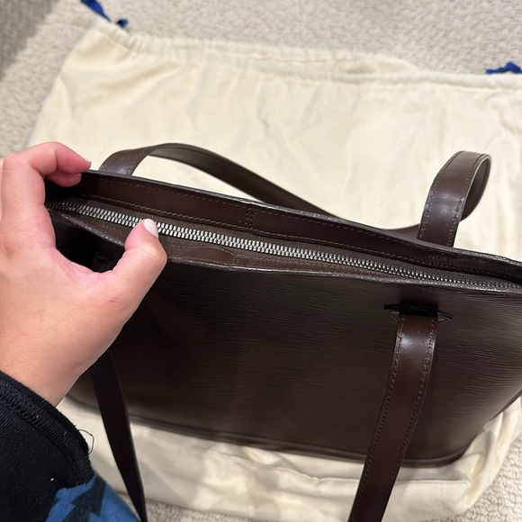 Louis Vuitton Lussac Tote - Picture 8 of 8